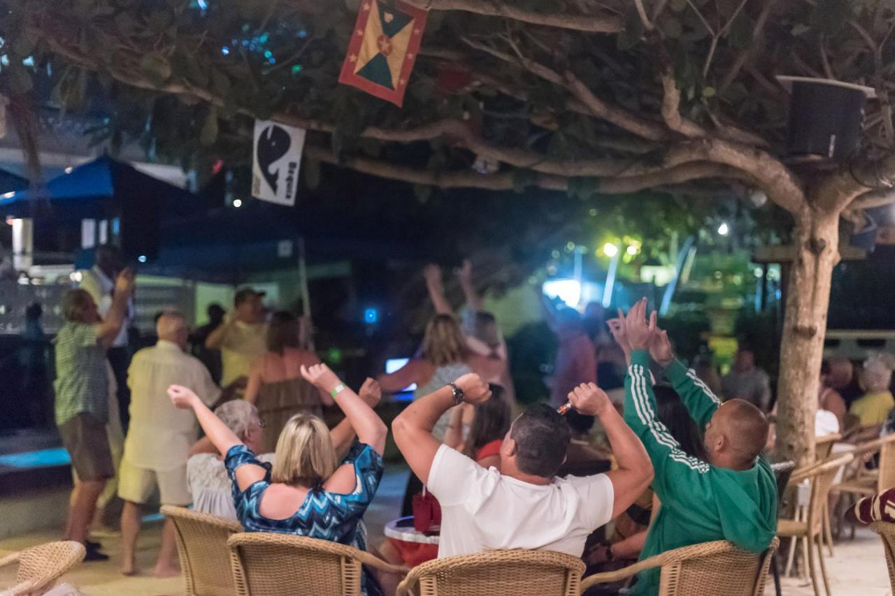 Coconut Court Beach Hotel Κράιστ Τσερτς Εξωτερικό φωτογραφία