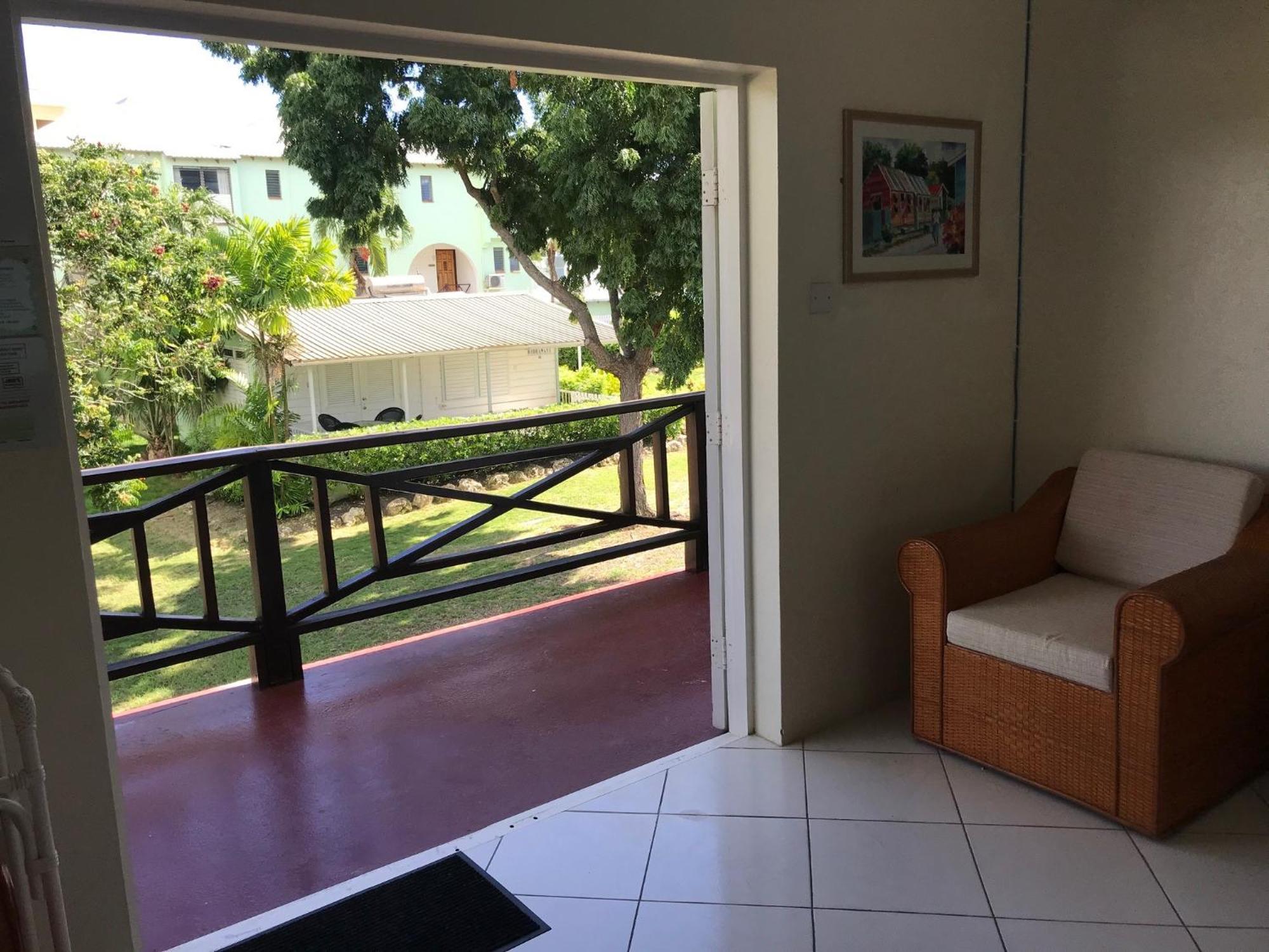 Coconut Court Beach Hotel Κράιστ Τσερτς Δωμάτιο φωτογραφία